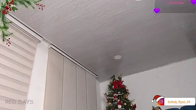 ashely ryan24 online show from 12/20/25, 12:07