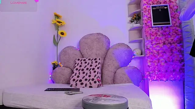 arianna gren online show from 02/10/25, 12:08