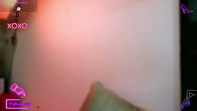 LauGrayJ online show from 11/27/25, 05:31