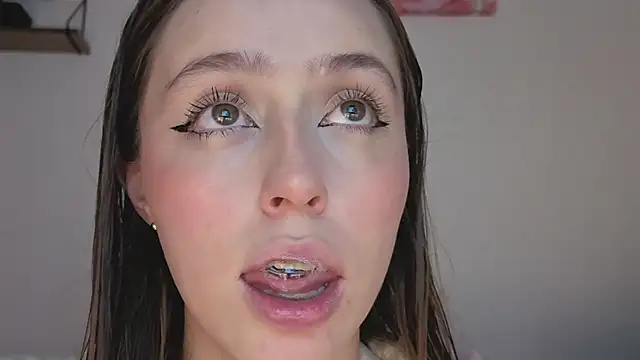 SofiaGc online show from 11/04/25, 03:49