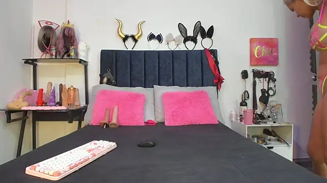 emmily giraldo online show from 01/08/26, 02:08