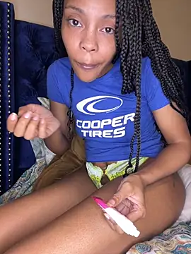 Snapshot of ButtahscotchBarbiee chatting on 11/09/25, 06:33 ButtahscotchBarbiee online show from 11/09/25, 06:33