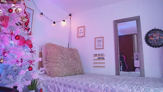 adamaria 1 online show from 12/21/24, 05:07