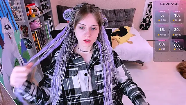 Snapshot of NaniMoore chatting on 12/10/24, 07:58 NaniMoore online show from 12/10/24, 07:58