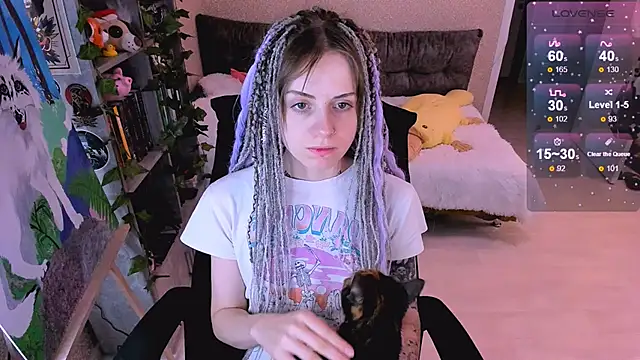 Snapshot of NaniMoore chatting on 12/23/24, 12:08 NaniMoore online show from 12/23/24, 12:08