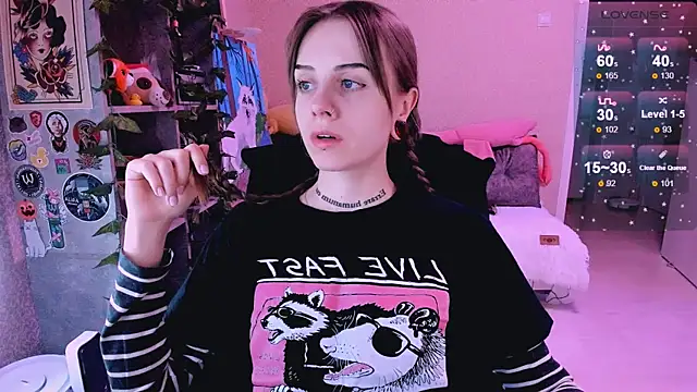 Snapshot of NaniMoore chatting on 01/26/25, 11:18 NaniMoore online show from 01/26/25, 11:18