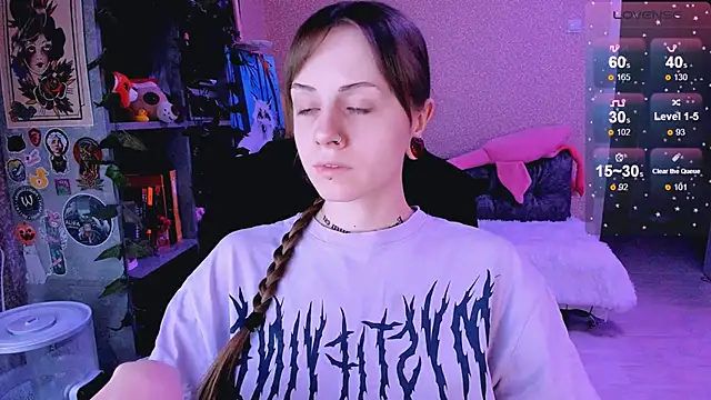 Snapshot of NaniMoore chatting on 02/06/25, 08:56 NaniMoore online show from 02/06/25, 08:56