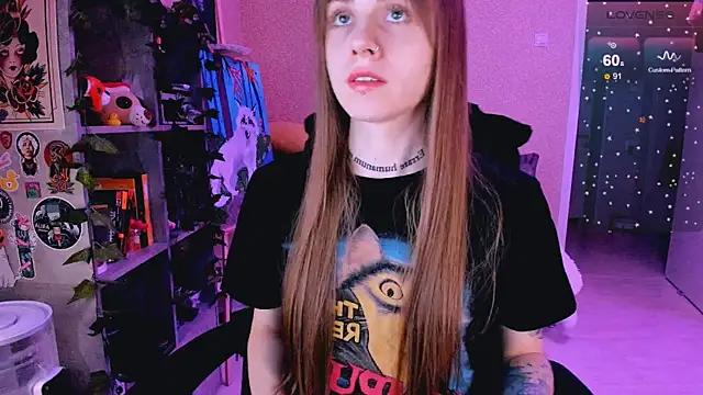 Snapshot of NaniMoore chatting on 02/13/25, 08:03 NaniMoore online show from 02/13/25, 08:03