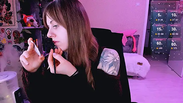 Snapshot of NaniMoore chatting on 02/24/25, 08:36 NaniMoore online show from 02/24/25, 08:36