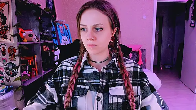 Snapshot of NaniMoore chatting on 03/22/25, 05:28 NaniMoore online show from 03/22/25, 05:28