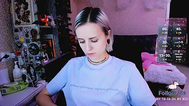 NaniMoore online show from 11/20/25, 09:25