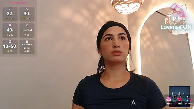 Snapshot of Thayssa_ross chatting on 06/09/26, 03:01 Thayssa ross online show from 06/09/26, 03:01