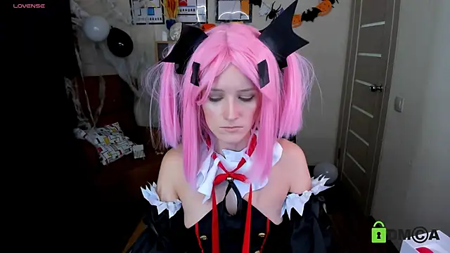 FrancescaCollins online show from 10/31/25, 05:03