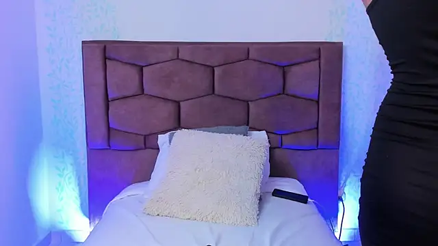 Eva ritz online show from 12/08/24, 06:06