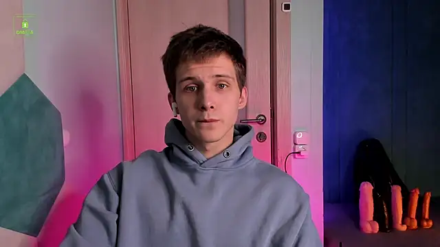 Snapshot of MarkGWalker chatting on 12/27/24, 03:37 MarkGWalker online show from 12/27/24, 03:37