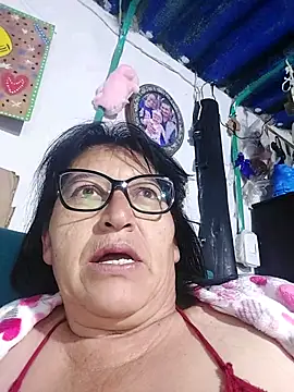 clarita 01 online show from 05/19/26, 10:43