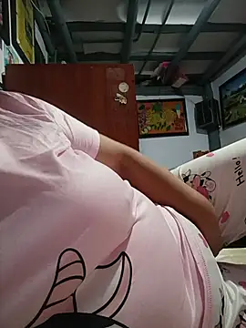 clarita 01 online show from 06/08/26, 10:04