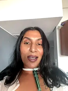 Indianbutter11 online show from 10/31/25, 07:42