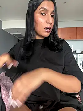 Indianbutter11 online show from 11/06/25, 05:08