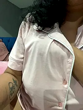 Indianbutter11 online show from 11/17/25, 07:52