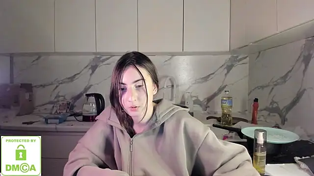 Snapshot of Ayesha_Thebestt chatting on 01/07/26, 04:42 Ayesha Thebestt online show from 01/07/26, 04:42