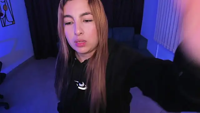 SusyAmis online show from 12/20/25, 03:02