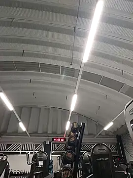 Snapshot of _vaness chatting on 01/30/25, 06:03 vaness online show from 01/30/25, 06:03