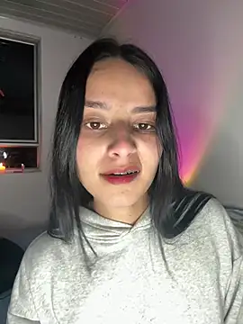 Snapshot of _vaness chatting on 01/14/26, 05:02 vaness online show from 01/14/26, 05:02