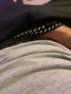 Bolo23693 online show from 11/09/25, 03:05