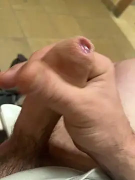 Bolo23693 online show from 11/18/25, 06:56