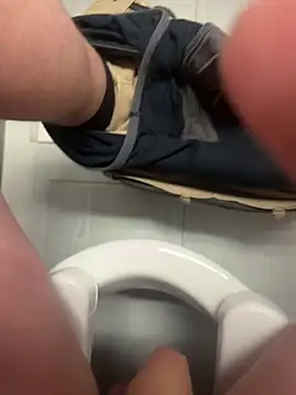 Bolo23693 online show from 11/19/25, 03:23