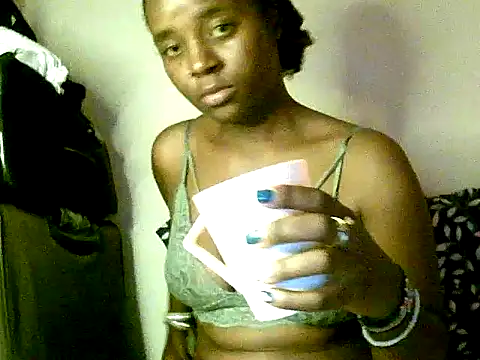 Snapshot of lavishh_linds chatting on 01/02/25, 08:39 lavishh linds online show from 01/02/25, 08:39