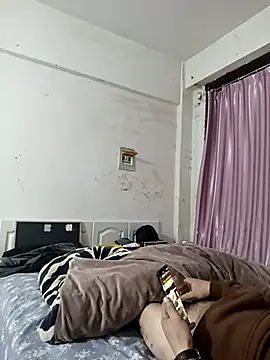 meidusha77 online show from 12/17/25, 02:23