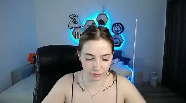 SabrinViolet online show from 03/09/25, 09:13