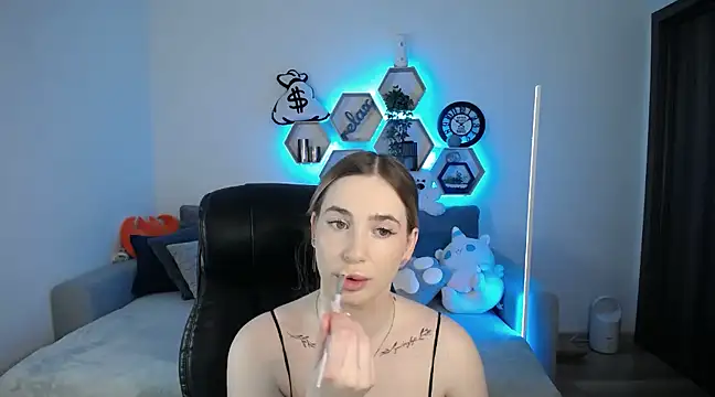 SabrinViolet online show from 03/11/25, 09:13