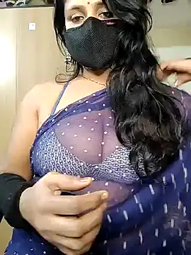 Snapshot of Cute_Ruhi99 chatting on 01/13/25, 11:08 Cute Ruhi99 online show from 01/13/25, 11:08