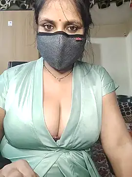 Snapshot of Cute_Ruhi99 chatting on 01/14/25, 12:14 Cute Ruhi99 online show from 01/14/25, 12:14