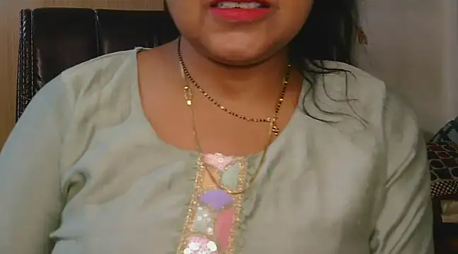 Snapshot of Cute_Ruhi99 chatting on 01/25/25, 11:34 Cute Ruhi99 online show from 01/25/25, 11:34