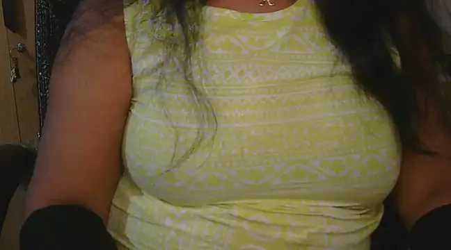 Snapshot of Cute_Ruhi99 chatting on 03/03/25, 07:21 Cute Ruhi99 online show from 03/03/25, 07:21