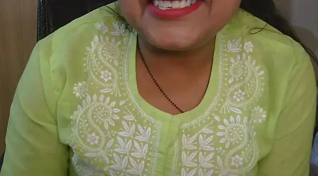 Snapshot of Cute_Ruhi99 chatting on 03/08/25, 08:11 Cute Ruhi99 online show from 03/08/25, 08:11