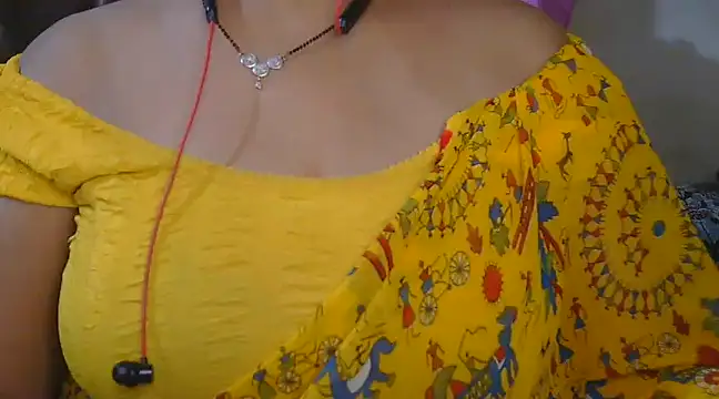 Snapshot of Cute_Ruhi99 chatting on 03/17/25, 09:22 Cute Ruhi99 online show from 03/17/25, 09:22