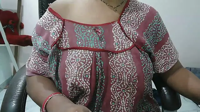 Cute Ruhi99 online show from 07/23/26, 04:21