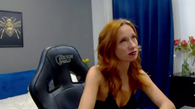 Snapshot of AnneHove chatting on 01/31/25, 08:01 AnneHove online show from 01/31/25, 08:01