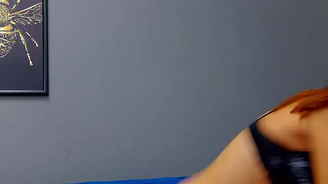 Snapshot of AnneHove chatting on 10/14/25, 05:08 AnneHove online show from 10/14/25, 05:08