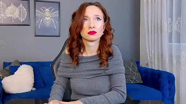 Snapshot of AnneHove chatting on 12/02/25, 06:08 AnneHove online show from 12/02/25, 06:08