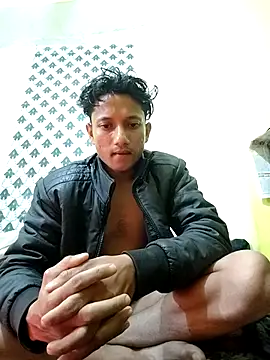 Indiandaddy11 online show from 12/19/25, 08:16