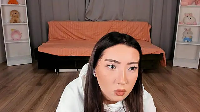 tinki winkii online show from 11/17/25, 11:16