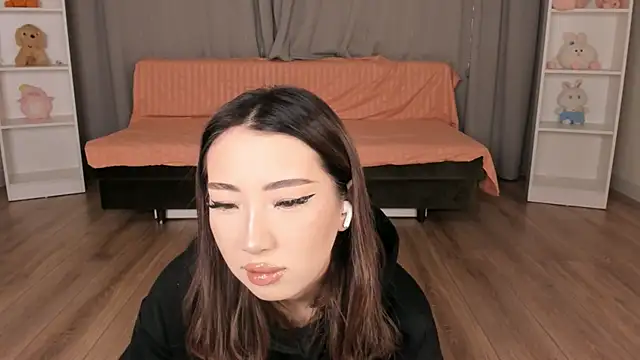 tinki winkii online show from 11/29/25, 04:59