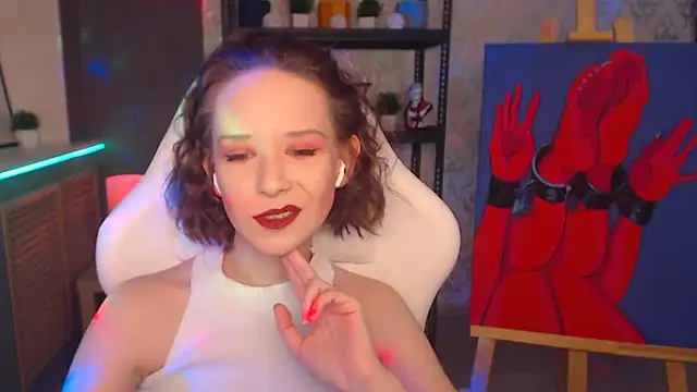 Snapshot of FascinatingEyess chatting on 12/18/24, 02:49 FascinatingEyess online show from 12/18/24, 02:49