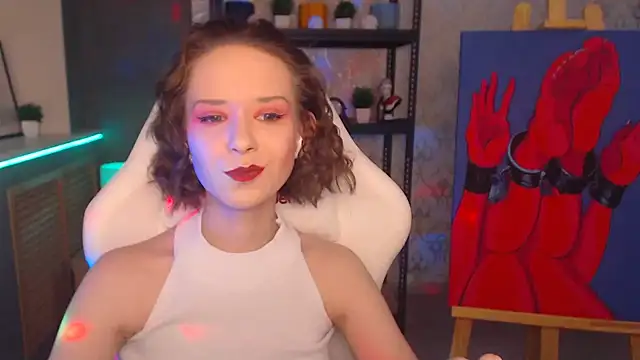 Snapshot of FascinatingEyess chatting on 12/21/24, 07:38 FascinatingEyess online show from 12/21/24, 07:38